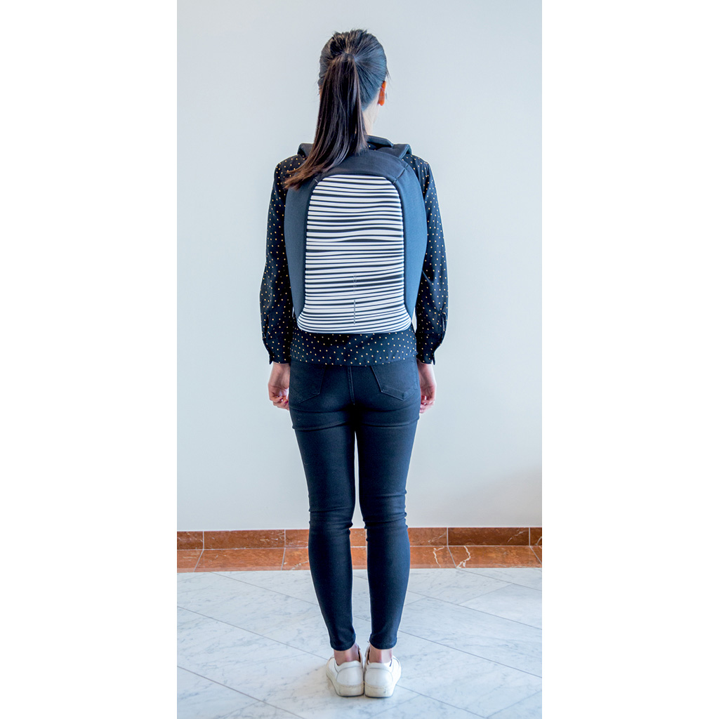 Zaino Antifurto Bobby Compact XD DESIGN color Zebra Il Top per la protezione da borseggio MiDifendo Shop